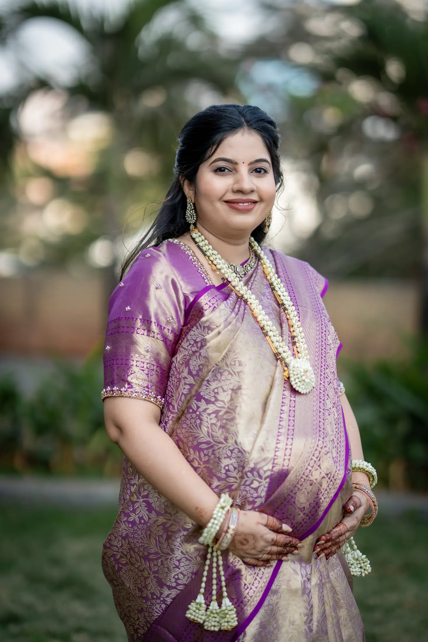 Suvarna Amey baby shower portrait 2