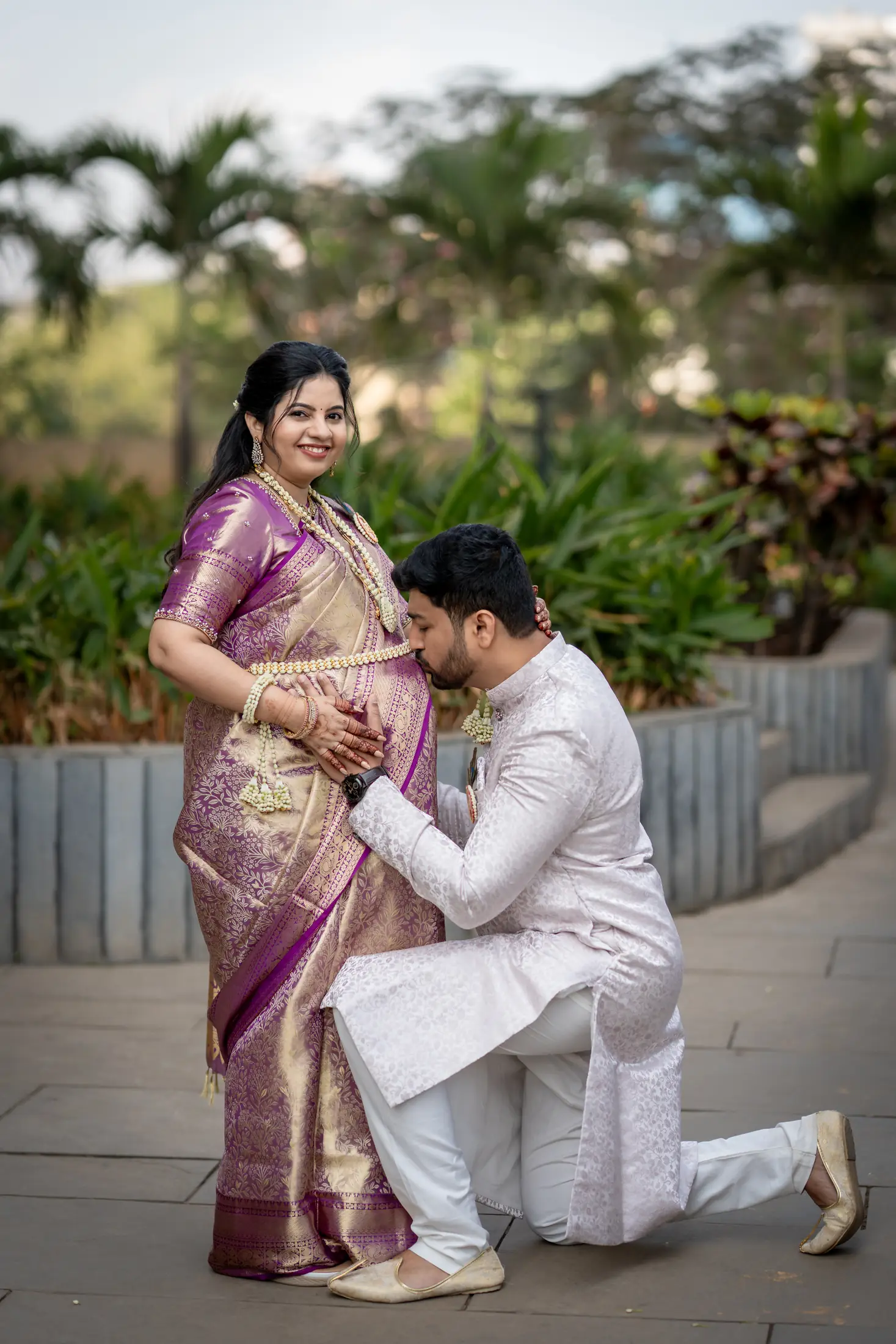 Suvarna Amey baby shower portrait 12