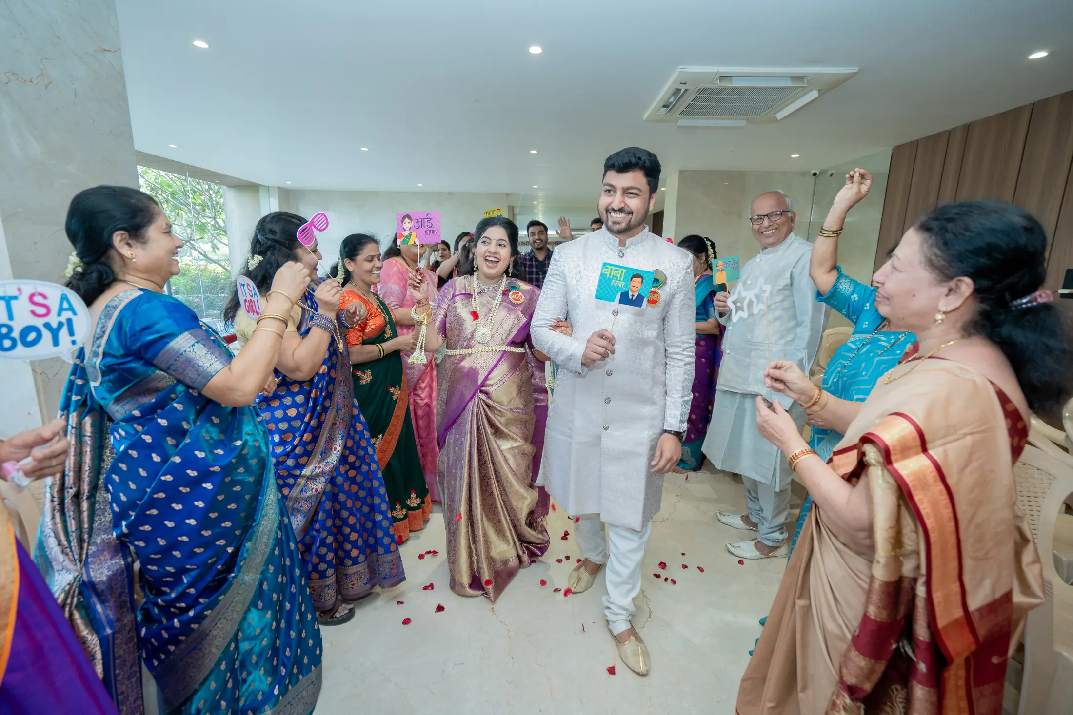 Suvarna Amey baby shower portrait 17