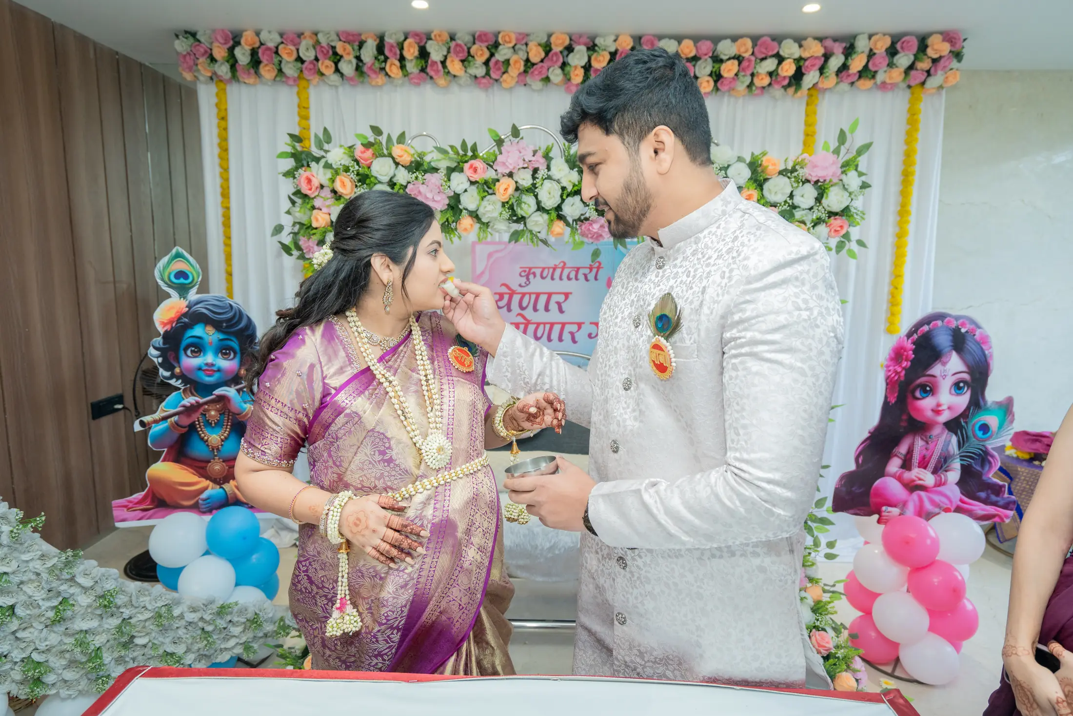 Suvarna Amey baby shower portrait 25