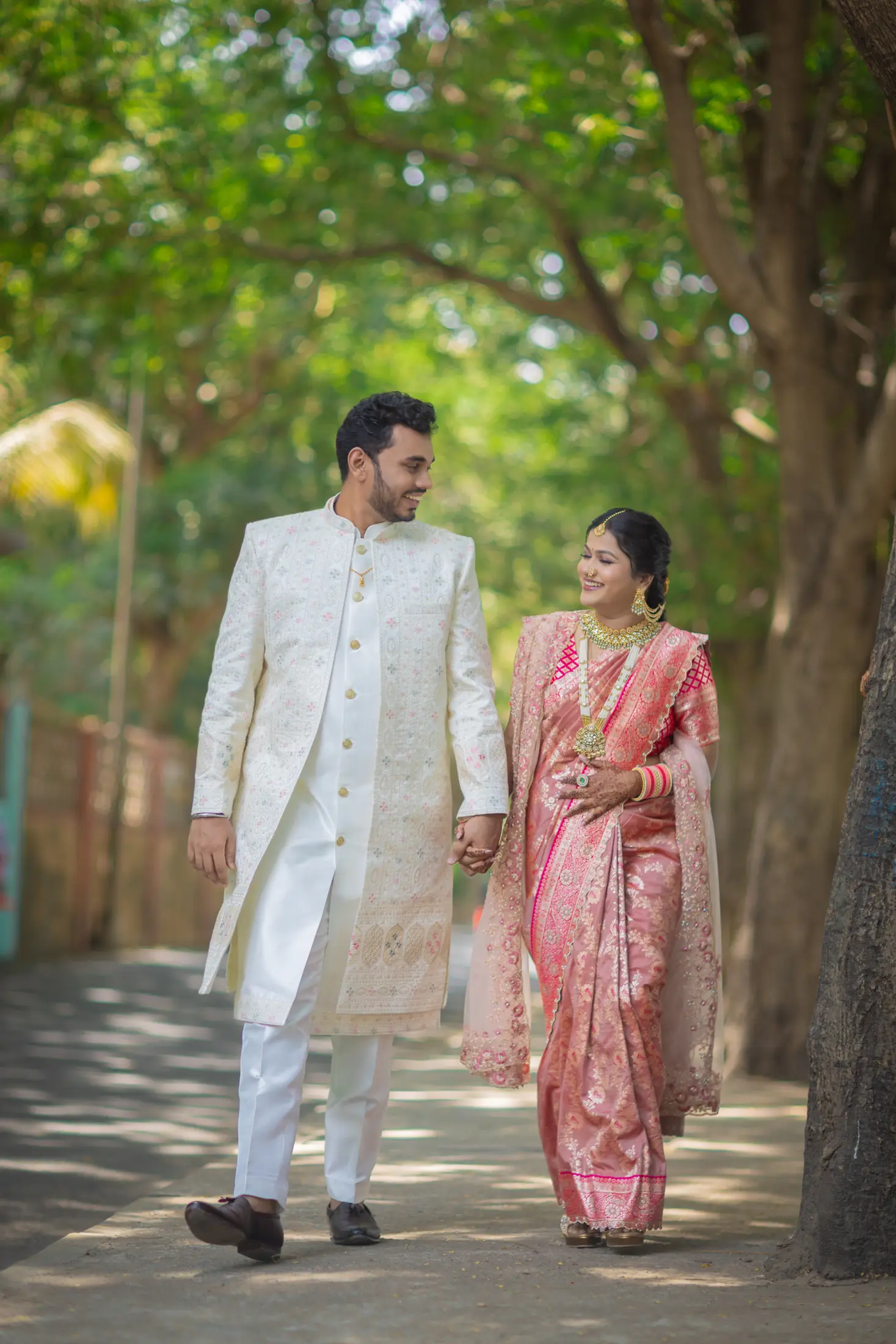 Prajwal Mrunali engagement portrait 4
