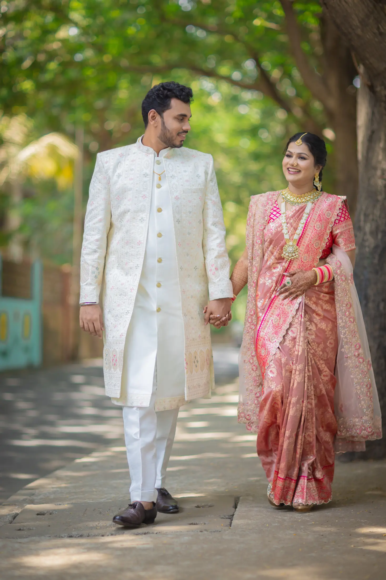 Prajwal Mrunali engagement portrait 5