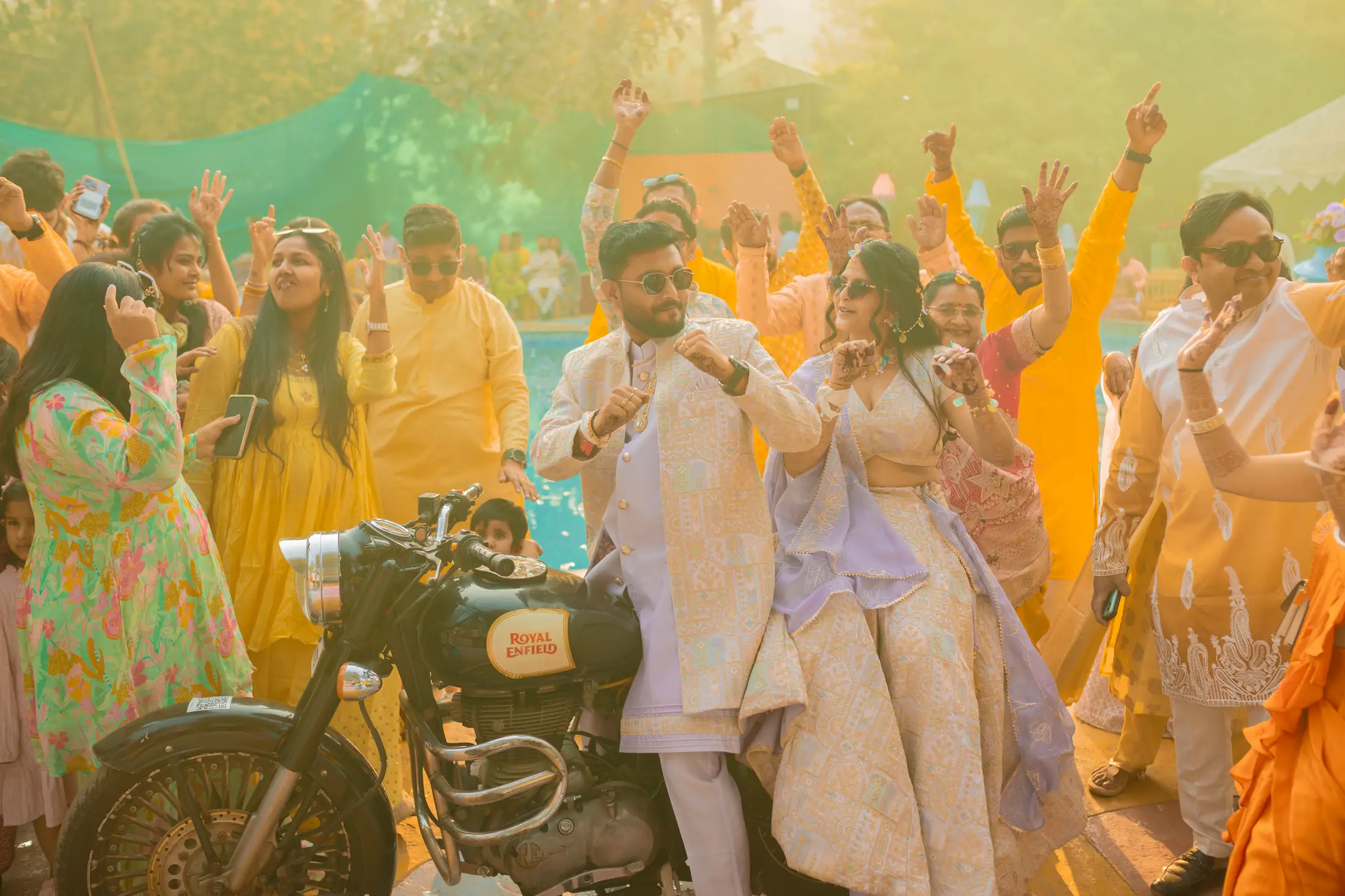 Mokshesh Mikita haldi story photograph