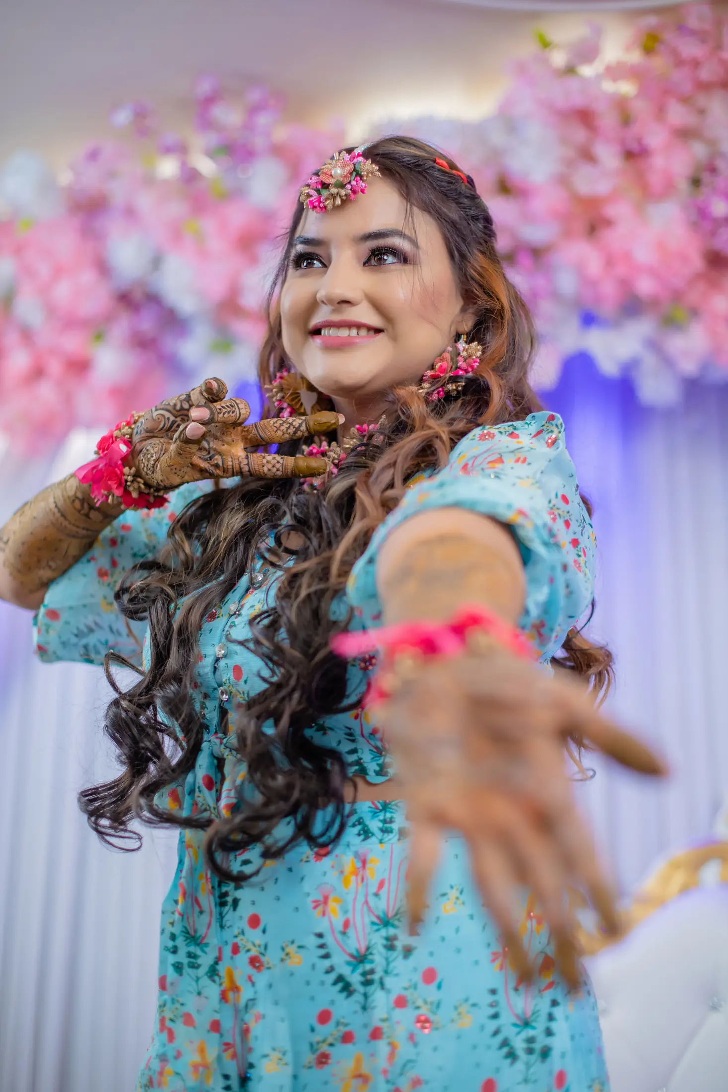 Sandhya Hotwani mehendi portrait 7