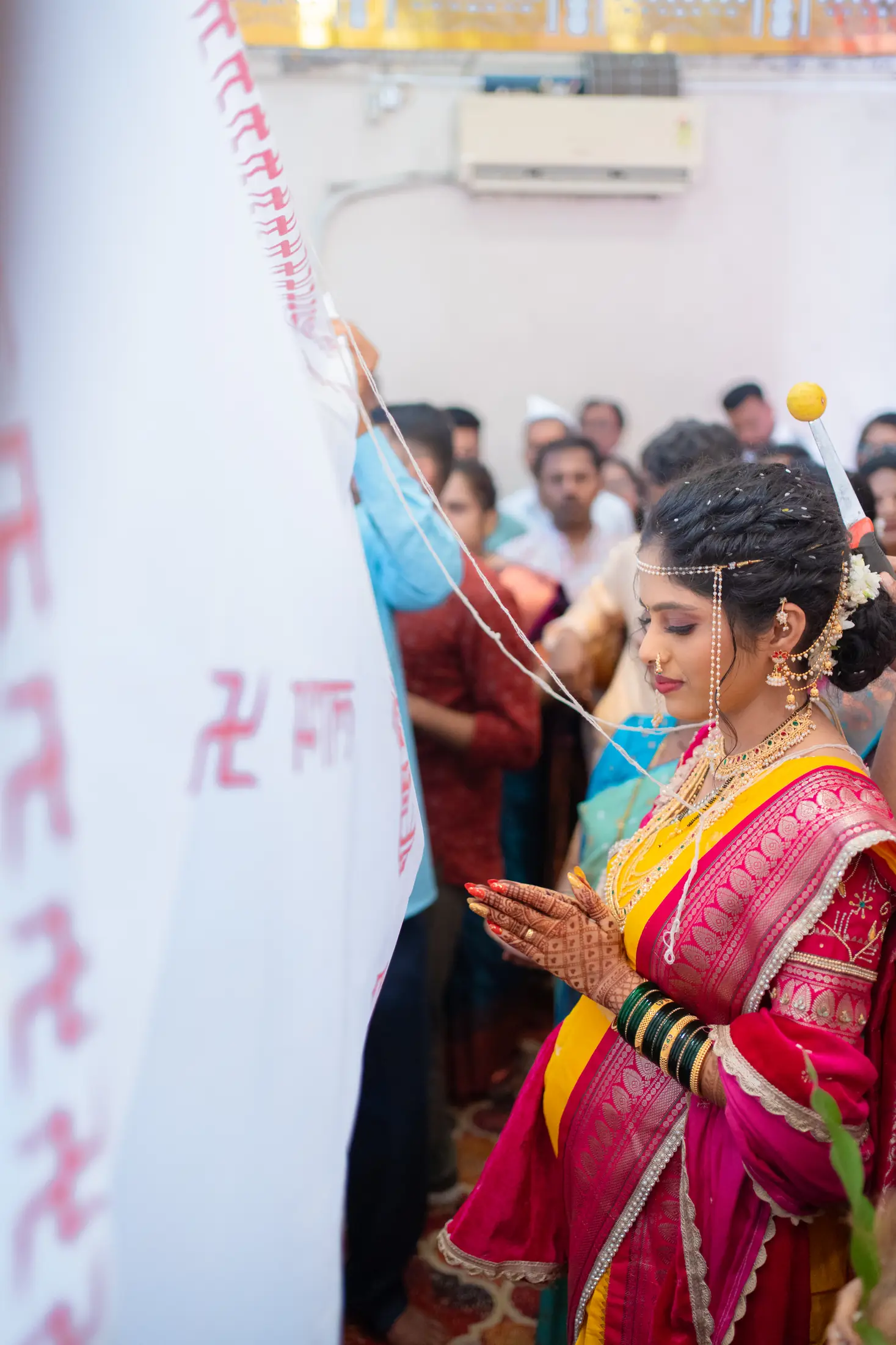 Roshan Gitanjalee wedding portrait 9
